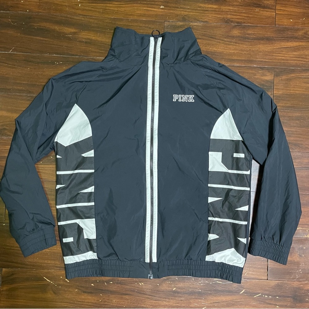 VS PINK Zip Up Lightweight Rain Jacket - Hoodless w/ Pockets